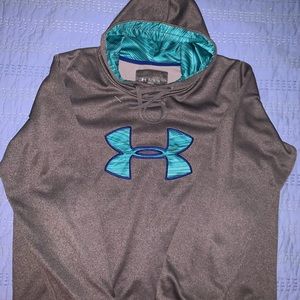 Under Armour Sweatshirt